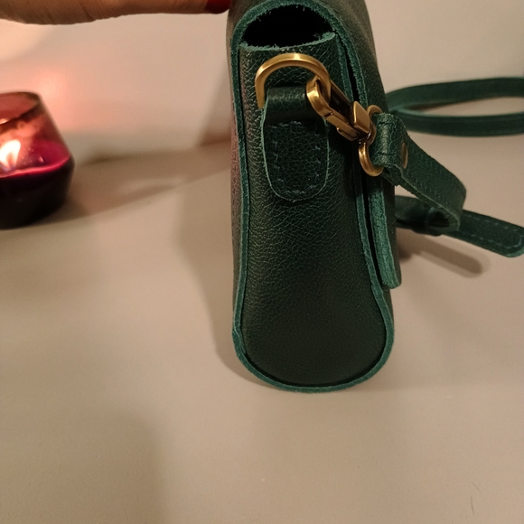 Portland Leather Sea Glass Medium Metro Crossbody - Picture 9 of 10